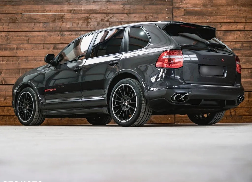 Porsche Cayenne cena 119999 przebieg: 199000, rok produkcji 2010 z Poznań małe 137